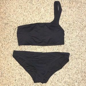 Never worn Vince Camuto xs navy bathing suit